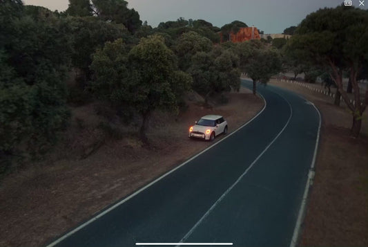 Baliza de Emergencia V16 conectada DGT 3.0 Flash Led SOS